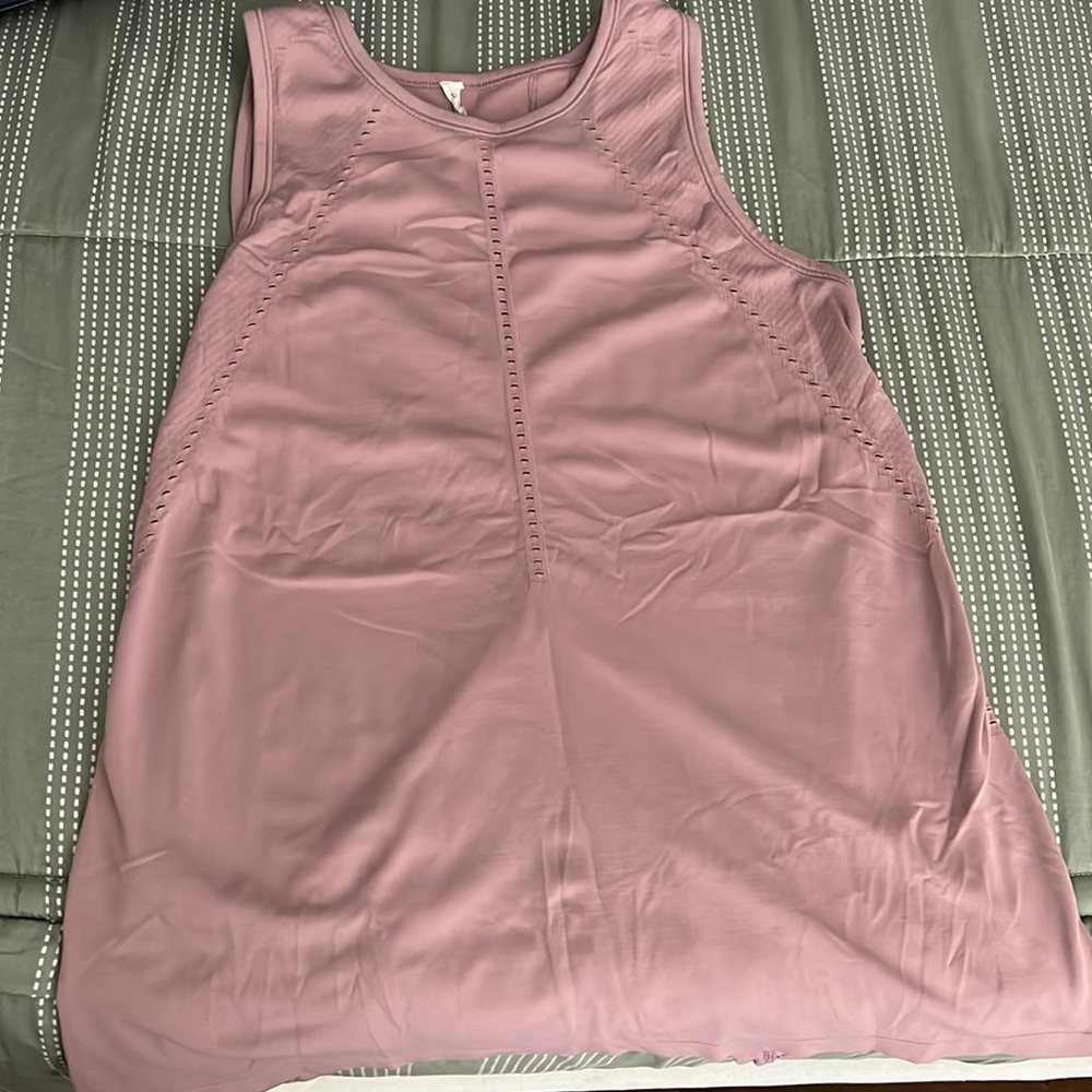 Athleta foot hills tank